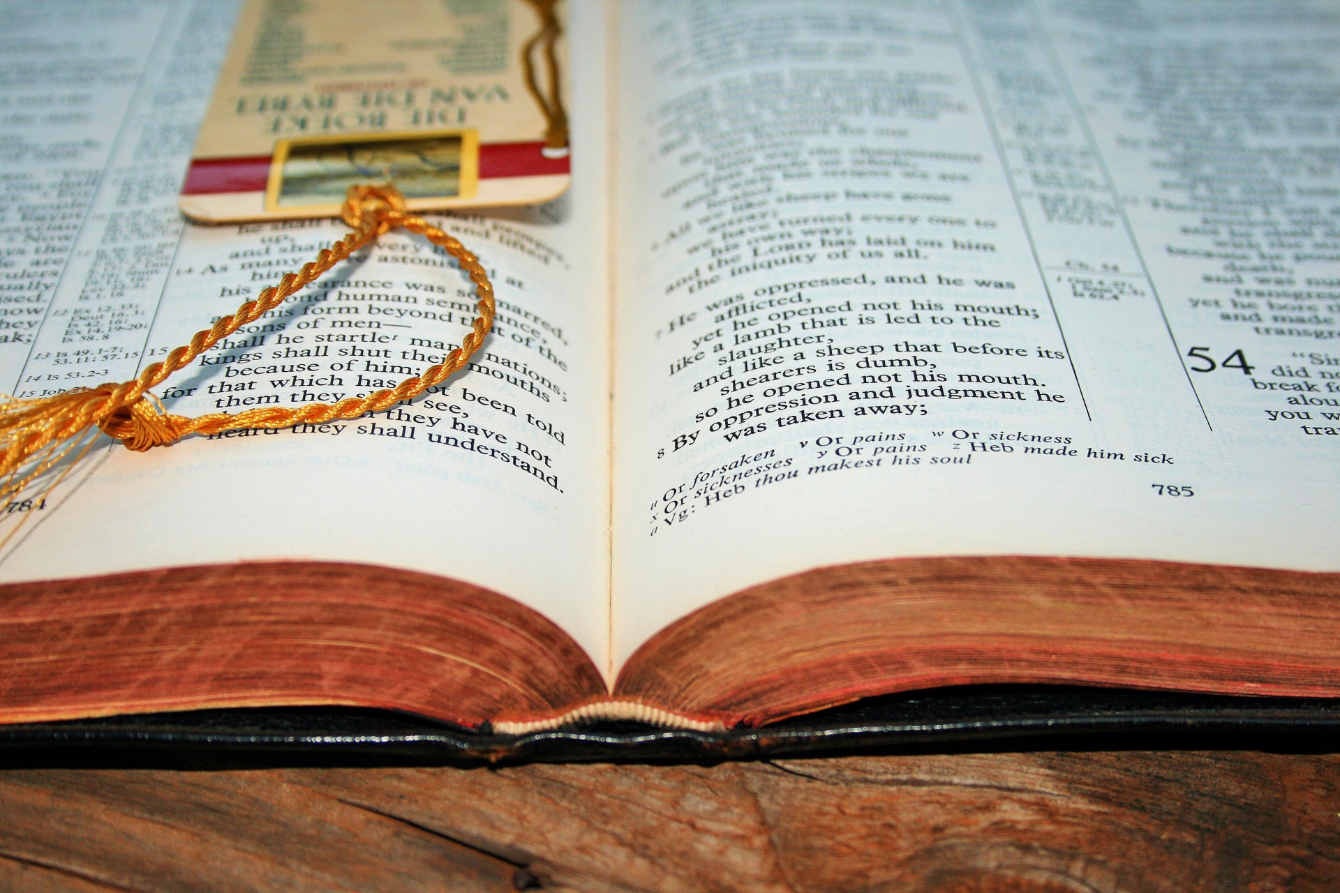 open-bible.jpg
